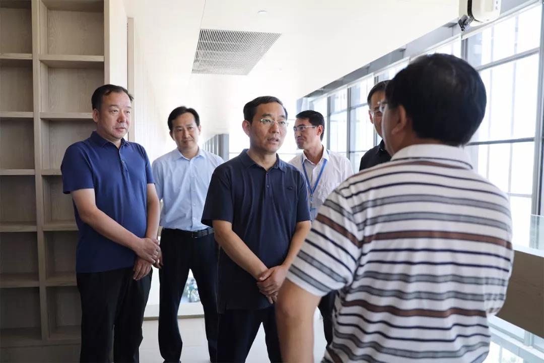 市政府秘书长薛超文,区党工委书记展鑫,区党工委副书记,管委会主任曹