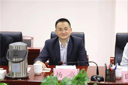 签约仪式上,张成俊代表区党工委,管委会向杨亮一行的到来表示衷心的