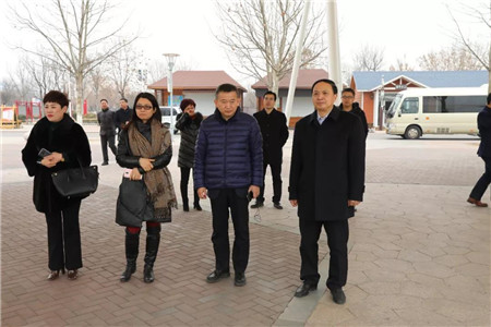 修正集团来我区洽谈合作