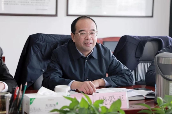 在座谈会上,王铁军听取了新区纪检监察工作情况汇报,并专题调研白衣