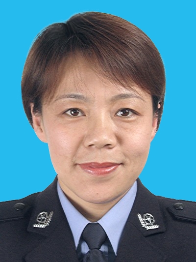 吕坤香证件照.jpg 吕坤香证件照.jpg